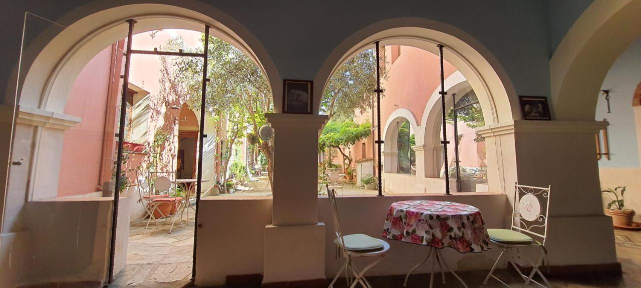 Casa Camboni-Dimora Storica Bed & Breakfast ซาน วิโต ภายนอก รูปภาพ