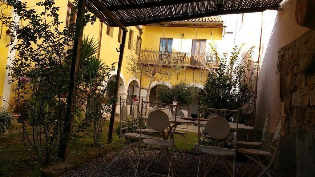 Casa Camboni-Dimora Storica Bed & Breakfast ซาน วิโต ภายนอก รูปภาพ
